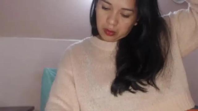 Image 3 of angelsexylatina Stream on Chaturbate on 16 months ago