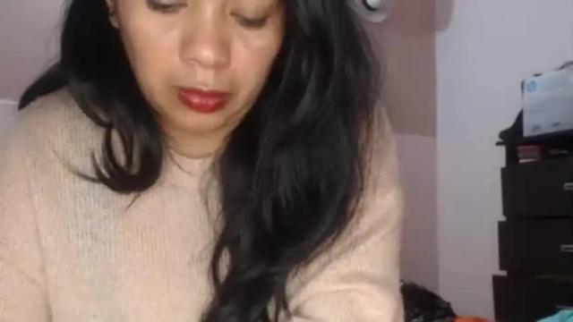 Image 6 of angelsexylatina Stream on Chaturbate on 16 months ago