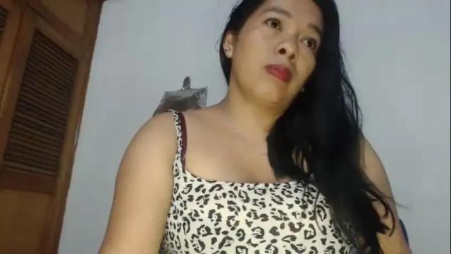Image 12 of angelsexylatina Stream on Chaturbate on 21 days ago