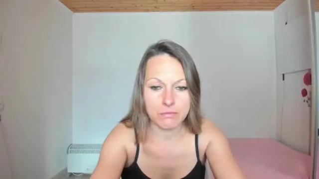 Image 6 of angelslive99 Stream on Chaturbate on 14 months ago