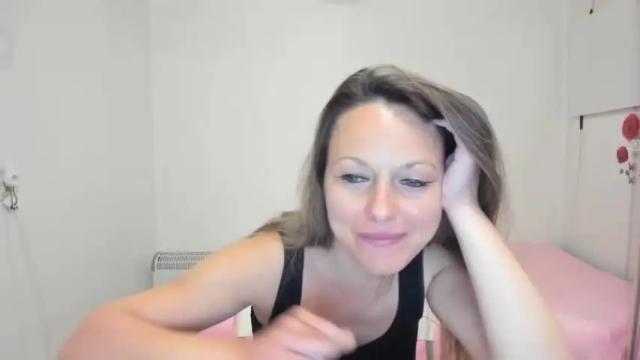 Image 3 of angelslive99 Stream on Chaturbate on 14 months ago