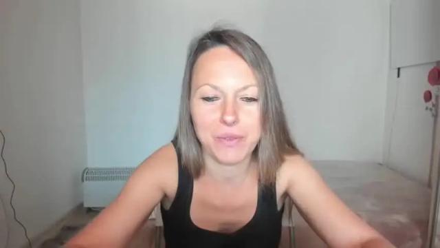 Image 3 of angelslive99 Stream on Chaturbate on 13 months ago