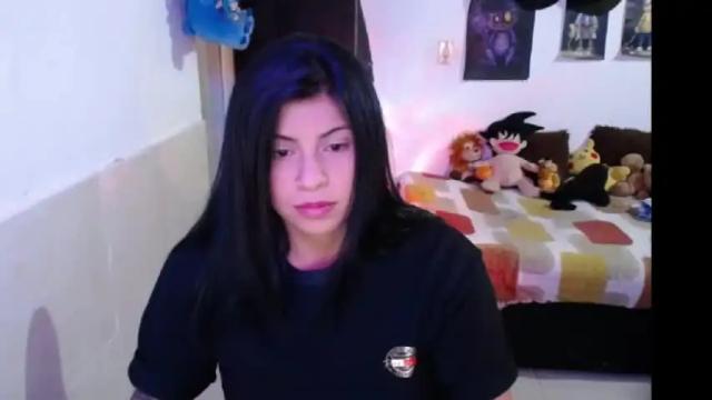 Image 2 of angelswhithe Stream on Chaturbate on 15 days ago