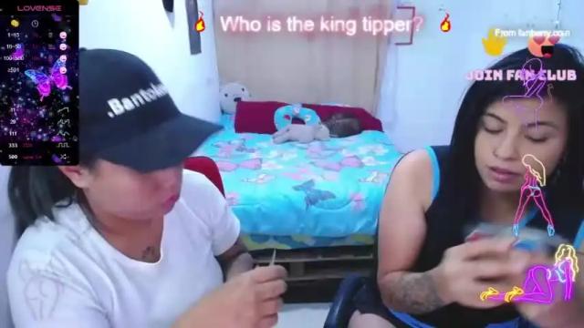Image 6 of angelsydemons27 Stream on Chaturbate on 15 months ago