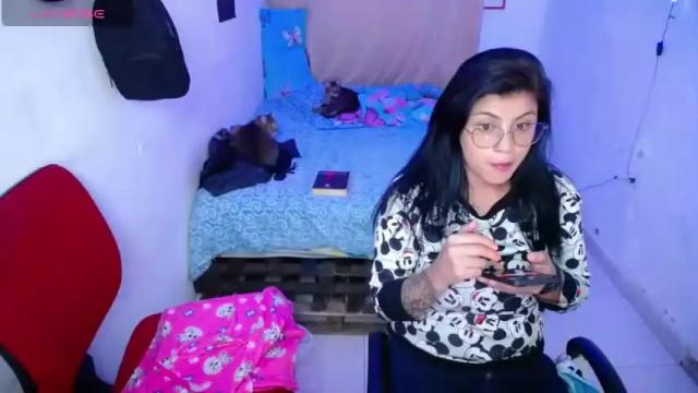 Image 11 of angelsydemons27 Stream on Chaturbate on 14 months ago