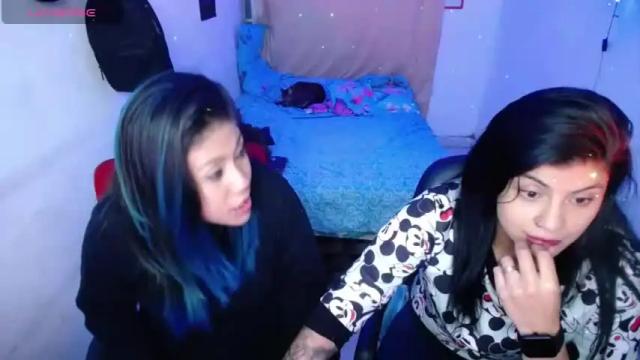 Image 2 of angelsydemons27 Stream on Chaturbate on 14 months ago