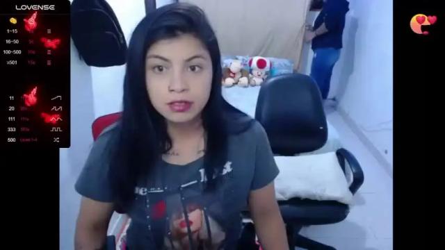 Image 2 of angelsydemons27 Stream on Chaturbate on 13 months ago