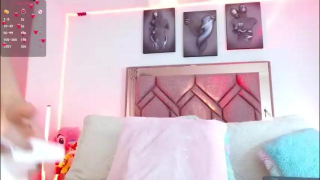 Image 2 of angely_18 Stream on Chaturbate on 2 months ago