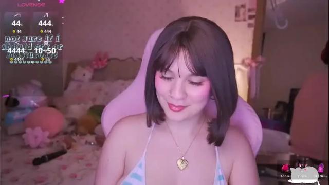 Image 10 of angelytaxx Stream on Chaturbate on 3 months ago