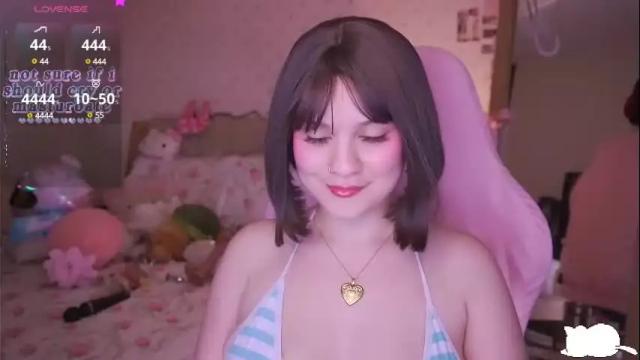 Image 12 of angelytaxx Stream on Chaturbate on 3 months ago