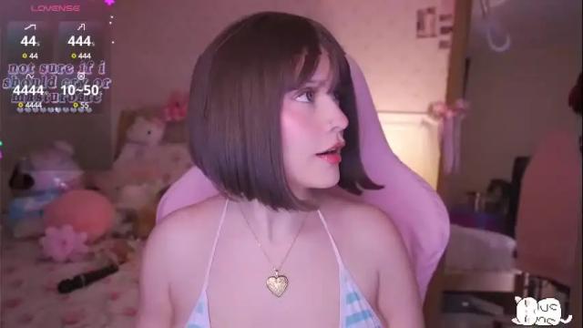 Image 4 of angelytaxx Stream on Chaturbate on 3 months ago
