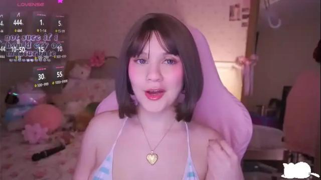 Image 8 of angelytaxx Stream on Chaturbate on 3 months ago