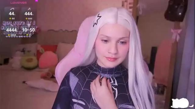 Image 12 of angelytaxx Stream on Chaturbate on 2 months ago