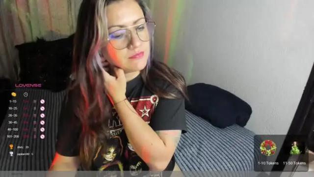 Image 7 of angheleyes_ Stream on Chaturbate on 22 months ago