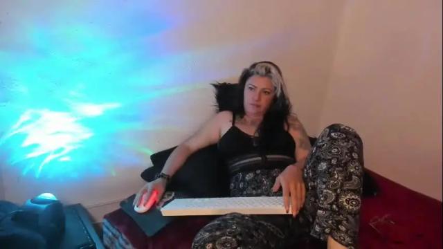 Image 12 of angheleyes_ Stream on Chaturbate on 6 months ago