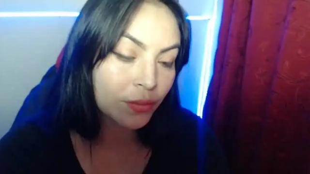 Image 12 of angie22love_ Stream on Chaturbate on 13 months ago