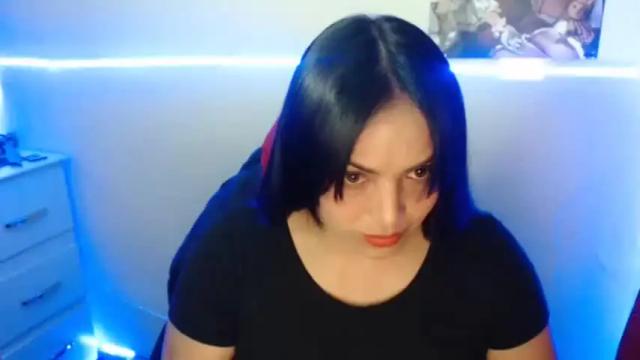 Image 8 of angie22love_ Stream on Chaturbate on 13 months ago