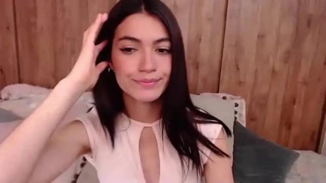 Image 7 of angie_c Stream on Chaturbate on 15 months ago