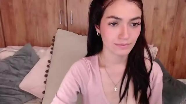 Image 10 of angie_c Stream on Chaturbate on 15 months ago