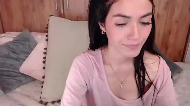 Image 6 of angie_c Stream on Chaturbate on 15 months ago