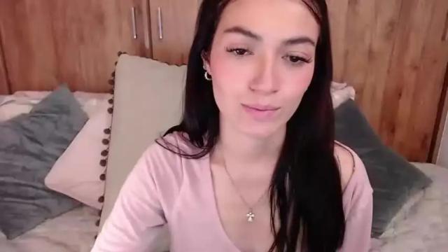 Image 7 of angie_c Stream on Chaturbate on 15 months ago