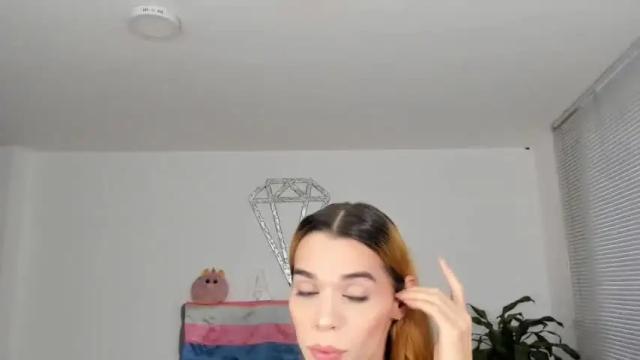 Image 11 of angie_modelo Stream on Chaturbate on 13 months ago