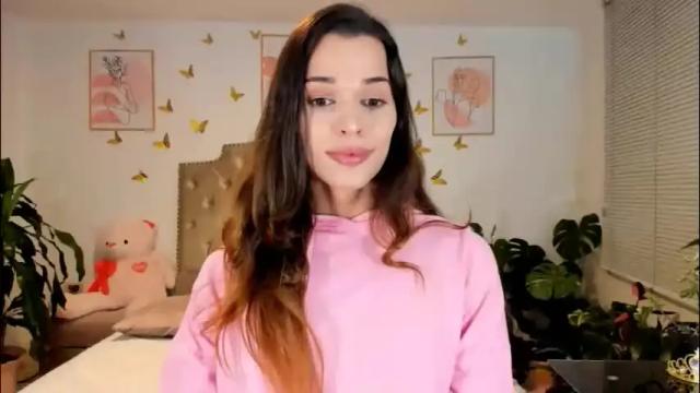 Image 7 of angie_modelo Stream on Chaturbate on 2 months ago