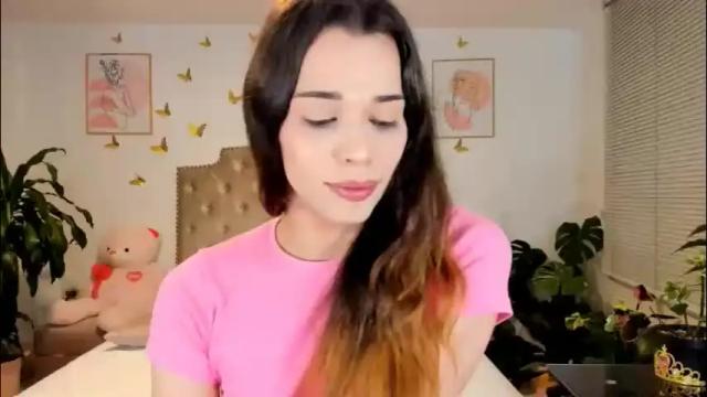 Image 2 of angie_modelo Stream on Chaturbate on 2 months ago