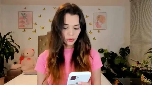 Image 3 of angie_modelo Stream on Chaturbate on 2 months ago