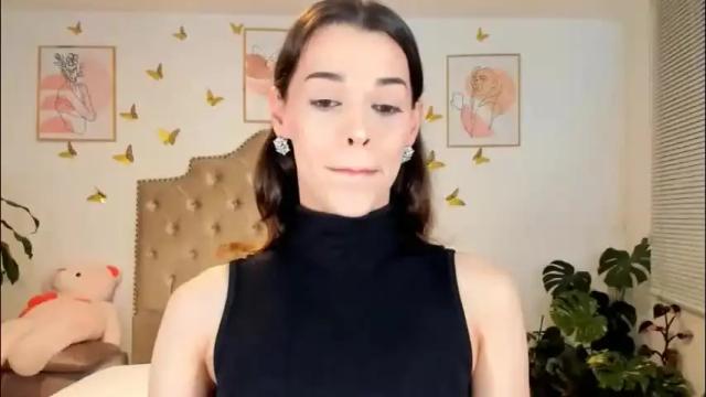 Image 2 of angie_modelo Stream on Chaturbate on 2 months ago