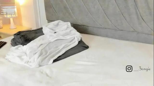 Image 10 of angieebaezz Stream on Chaturbate on 1 month ago