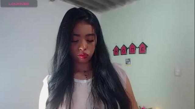 Image 6 of angielee01 Stream on Chaturbate on 21 days ago