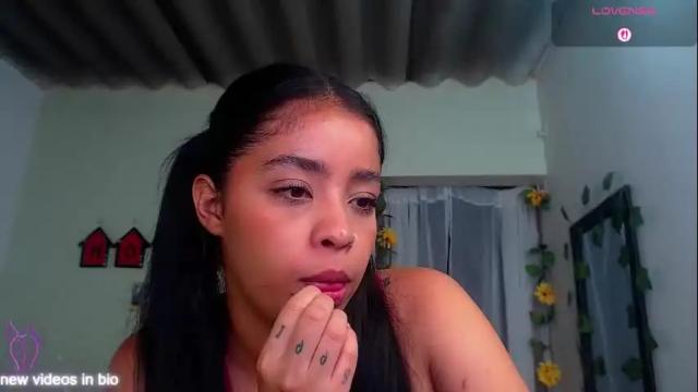 Image 3 of angielee01 Stream on Chaturbate on 27 days ago