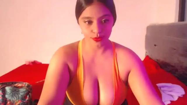 Image 4 of angielove27 Stream on Chaturbate on 16 months ago