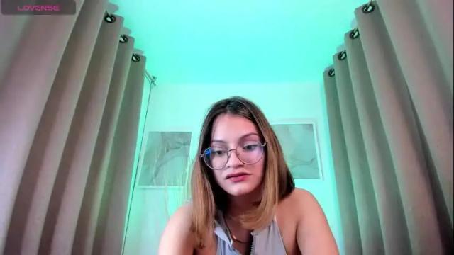 Image 6 of angiepirs Stream on Chaturbate on 3 months ago