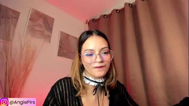 Image 8 of angiepirs Stream on Chaturbate on 13 days ago