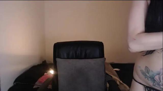 Image 11 of angiesquirt Stream on Chaturbate on 2 months ago