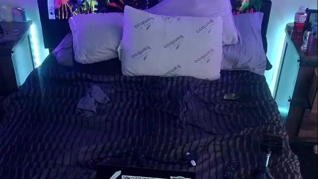 Image 3 of anglz017 Stream on Chaturbate on 1 month ago