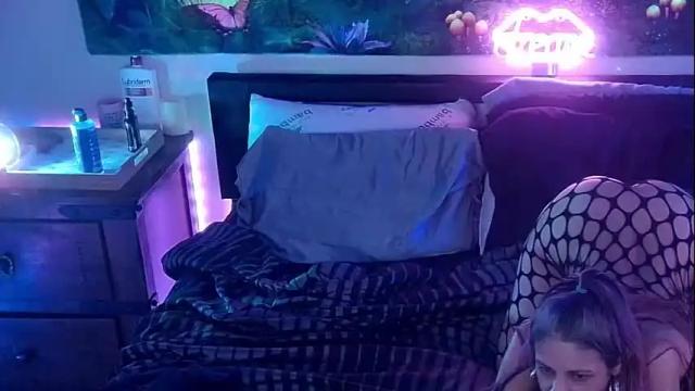 Image 10 of anglz017 Stream on Chaturbate on 4 months ago