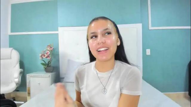 Image 2 of ania_gomez Stream on Chaturbate on 1 month ago