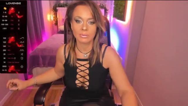Thumbnail 1, aniela_fox's Stream at Chaturbate, 15 months ago