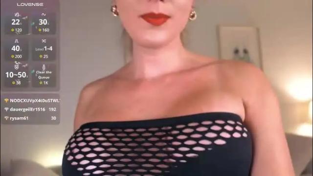 Image 4 of aniiehottie Stream on Chaturbate on 2 months ago