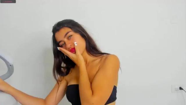 Image 4 of aniita_jones Stream on Chaturbate on 18 months ago