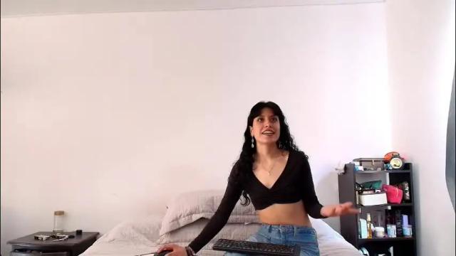 Image 8 of anika_lowen Stream on Chaturbate on 1 month ago
