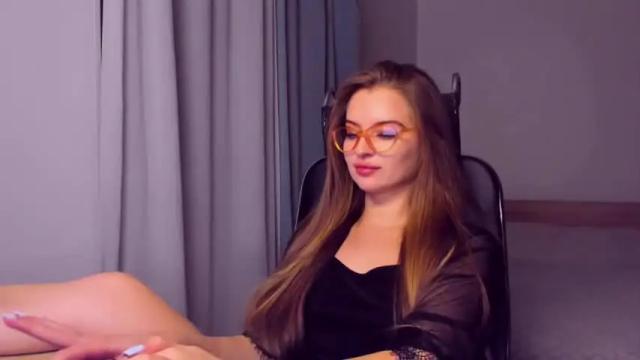 Image 4 of anikalim Stream on Chaturbate on 16 months ago