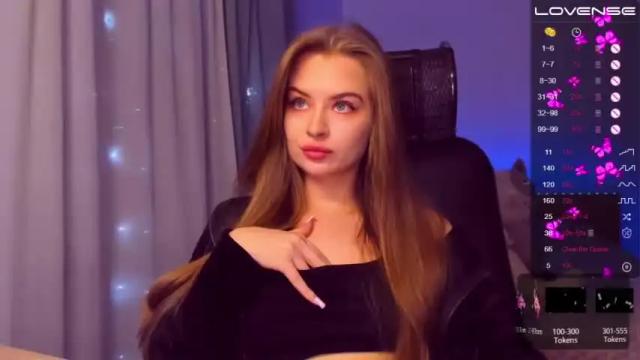Image 4 of anikalim Stream on Chaturbate on 14 months ago