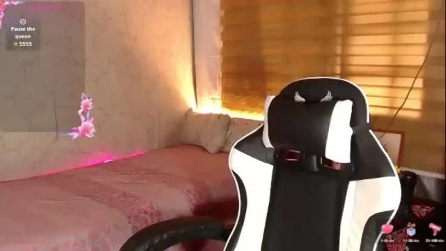 Image 11 of anikkafox Stream on Chaturbate on 16 days ago