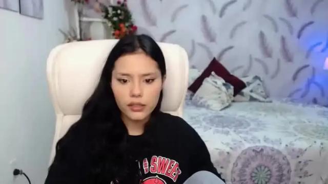 Image 3 of anisa_falcon Stream on Chaturbate on 16 months ago