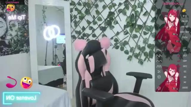 Image 2 of anisafox__1 Stream on Chaturbate on 19 months ago