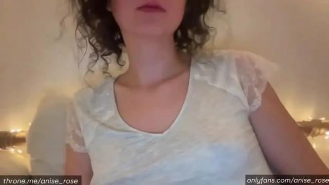 Image 10 of anise_rose Stream on Chaturbate on 8 months ago